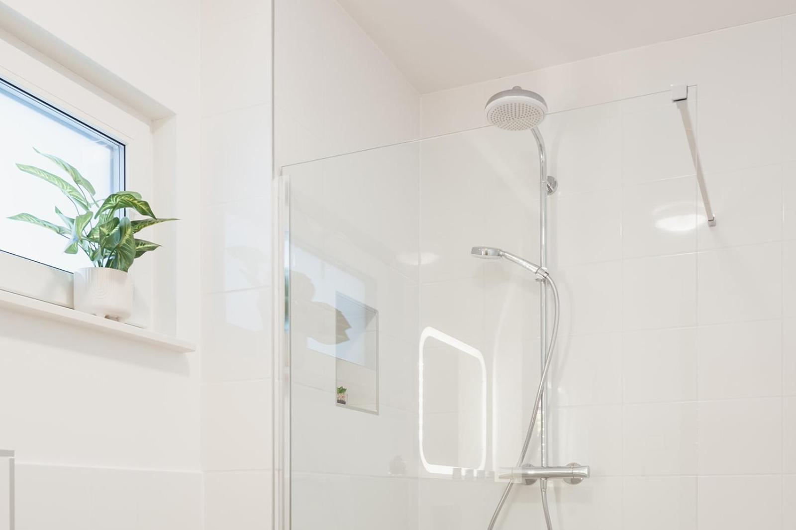 Siskin Guest Suite Kinrara ภายนอก รูปภาพ
