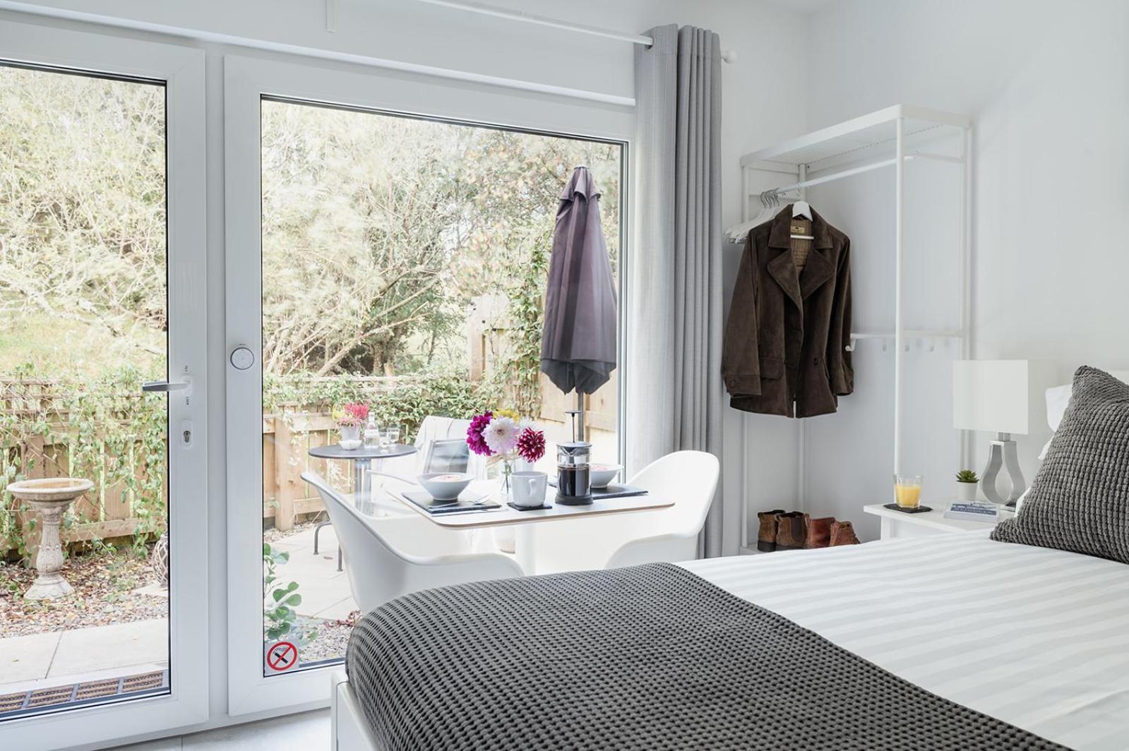 Siskin Guest Suite Kinrara ภายนอก รูปภาพ
